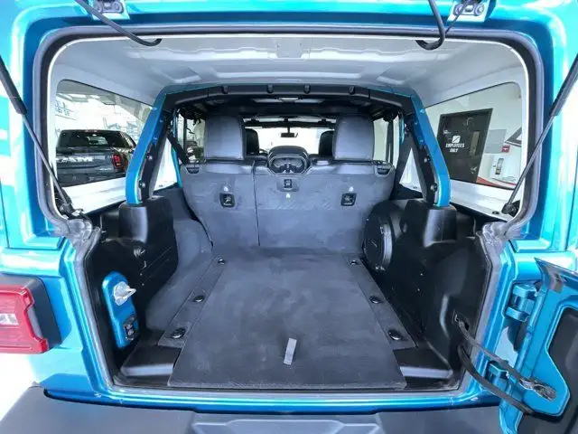 2020 Jeep Wrangler Unlimited Rubicon | 4WD | NAV | Remote Start in Cars & Trucks in Prince George - Image 54