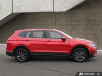 2023 Volkswagen Tiguan Comfortline. AWD, One Owner, Heated Steering Wheel, Heated Seats, BackUp Cam,... (image 5)