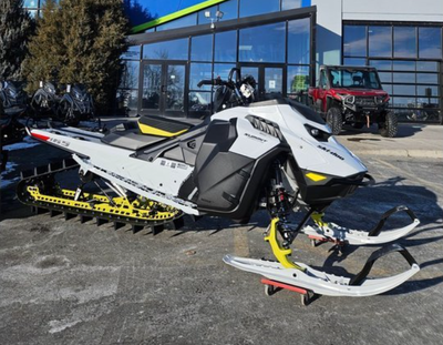 APPLY NOW: https://www.ridecollective.ca/get-pre-approved 2025 SKIDOO SUMMIT ADRENALINE 165 850 ETEC...