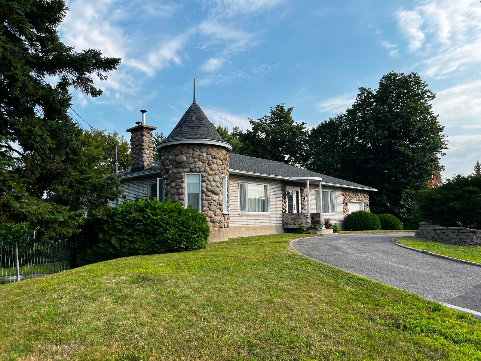 Belle demeure à vendre, bord de l'eau — photo 1