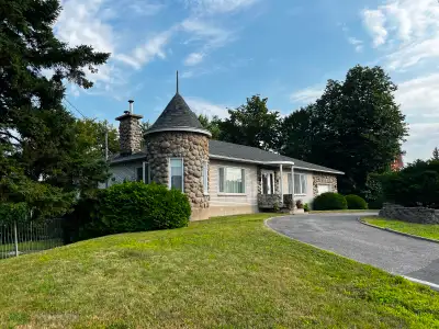 Pour une visite 3D (https://duproprio.com/fr/lanaudiere/lassomption/bungalow-a-vendre/hab-650-rang-b...