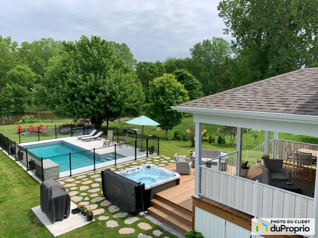$823,000 - 2 Storey for sale in Bécancour (St-Grégoire) — photo 1