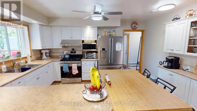 30 7 TH STREET Hanover, Ontario in Houses for Sale in Owen Sound - Image 20