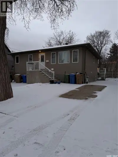Great opportunity to own a well-maintained AAA up/down duplex in north Regina, just off Ring Road an...