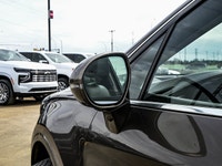 2.0T | Panoramic Sunroof | Heads-Up Display | Heated & Ventilated Front Seats | Heated Second Row Se... (image 6)