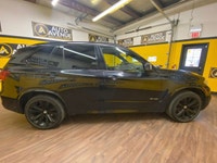 Auto Avenue 17th Ave is proud to present this well-appointed 2016 BMW X5 xDrive35i a premium SUV tha... (image 5)