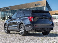 *Navigation, Leather Seats, Cooled Seats, Power Tailgate, 360 Camera!* The Ford Explorer is primed f... (image 4)