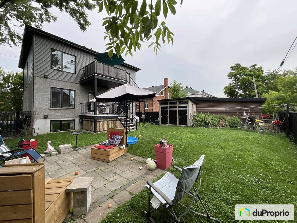 $1,275,000 - Triplex for sale in Longueuil (St-Hubert) — photo 2