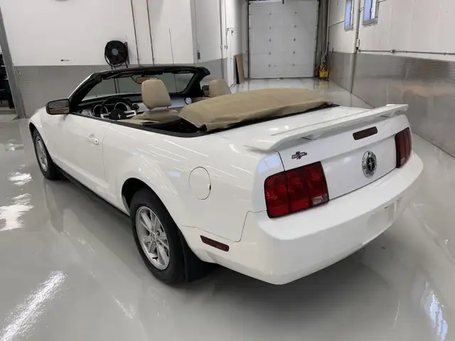 2005 Ford Mustang ***67 000KM***CONVERTIBLE*** in Cars & Trucks in City of Montréal - Image 4