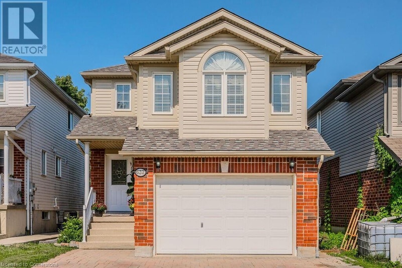632 ACTIVA Avenue Kitchener, Ontario Houses for Sale Kitchener
