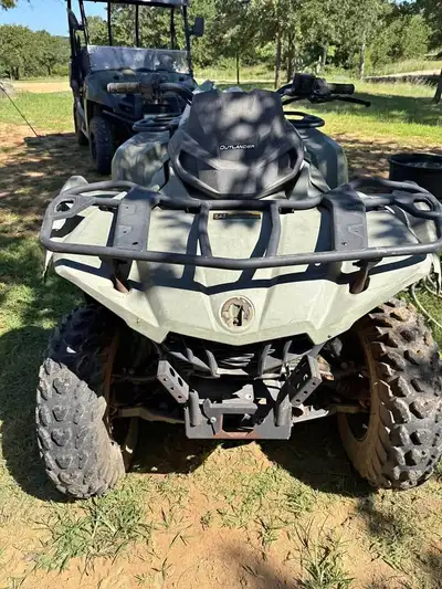 APPLY NOW: https://www.ridecollective.ca/get-pre-approved The 2018 CAN-AM OUTLANDER 450 features a 4...