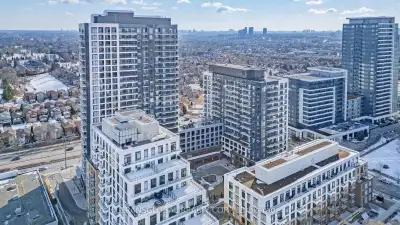Looking to buy a condo in Thornhill? ✔️ Hot Deals, Deals, Deals!!! ✔️ 2 Beds, 1+Den & 1 Bed units! ✔...