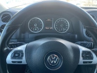 Zoomer Auto 2016 Volkswagen Tiguan Has Sunroof/ Moon Roof, Leather Heated seats, Blue Tooth, Push Bu... (image 8)