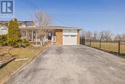 4+2 -bedroom raised ranch in a family-friendly neighbourhood on the east mountain. Well-maintained a...