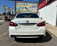 This Unit is RECERTIFIED , Was Involved in an Accident on The Front (NO FRAME DAMAGE). T he repairs... (image 6)
