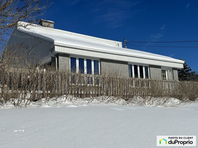 542 000$ - Bungalow à vendre à Gaspé dans Maisons à vendre  à Gaspésie