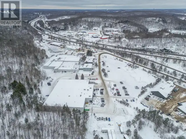 216 - 1 CRESCENT ROAD Huntsville (Brunel), Ontario in Commercial & Office Space for Rent in Muskoka - Image 16