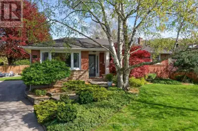Welcome to the fabulous Birdland neighbourhood in Aldershot, a great pocket in South Burlington, jus...