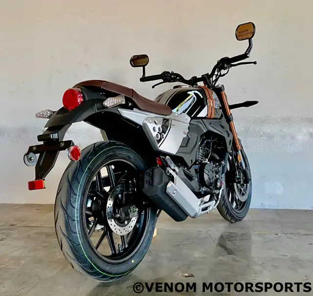 200CC MOTORCYCLE | STREET LEGAL | CAFE RACER CHOPPER | LIFAN KPM in Street, Cruisers & Choppers in City of Toronto - Image 4