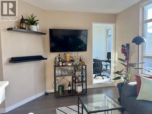 1701 438 SEYMOUR STREET Vancouver, British Columbia in Condos for Sale in Vancouver - Image 11