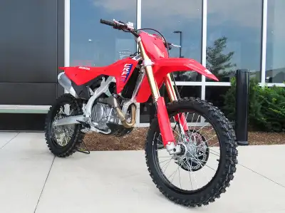 Save $750 in combined between Honda's current promotion and our own Summer Sale - on now for a limit...
