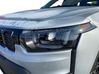 This Jeep Cherokee has a dependable 1.6 Liter engine powering this Variable transmission. Black Gril... (image 8)