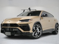 This 2022 Lamborghini Urus is a local Ontario vehicle with a clean Carfax report, combining supercar... (image 2)