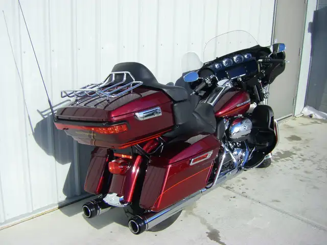 2017 Harley-Davidson Ultra Limited Biweekly $160 OAC  in Street, Cruisers & Choppers in Edmonton - Image 4