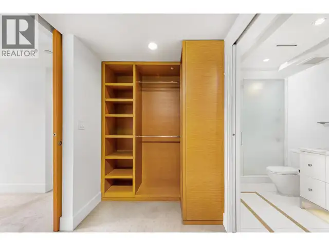 2301 667 HOWE STREET Vancouver, British Columbia in Condos for Sale in Vancouver - Image 25