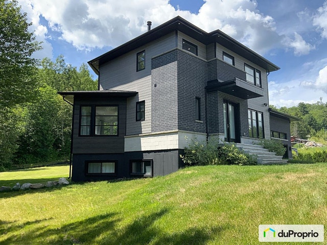 $949,999 - Intergenerational for sale in Prevost — photo 1