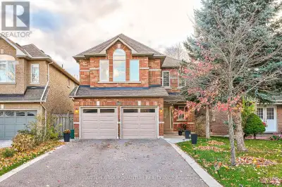 2018 DEER PARK ROAD W Oakville (WT West Oak Trails), Ontario