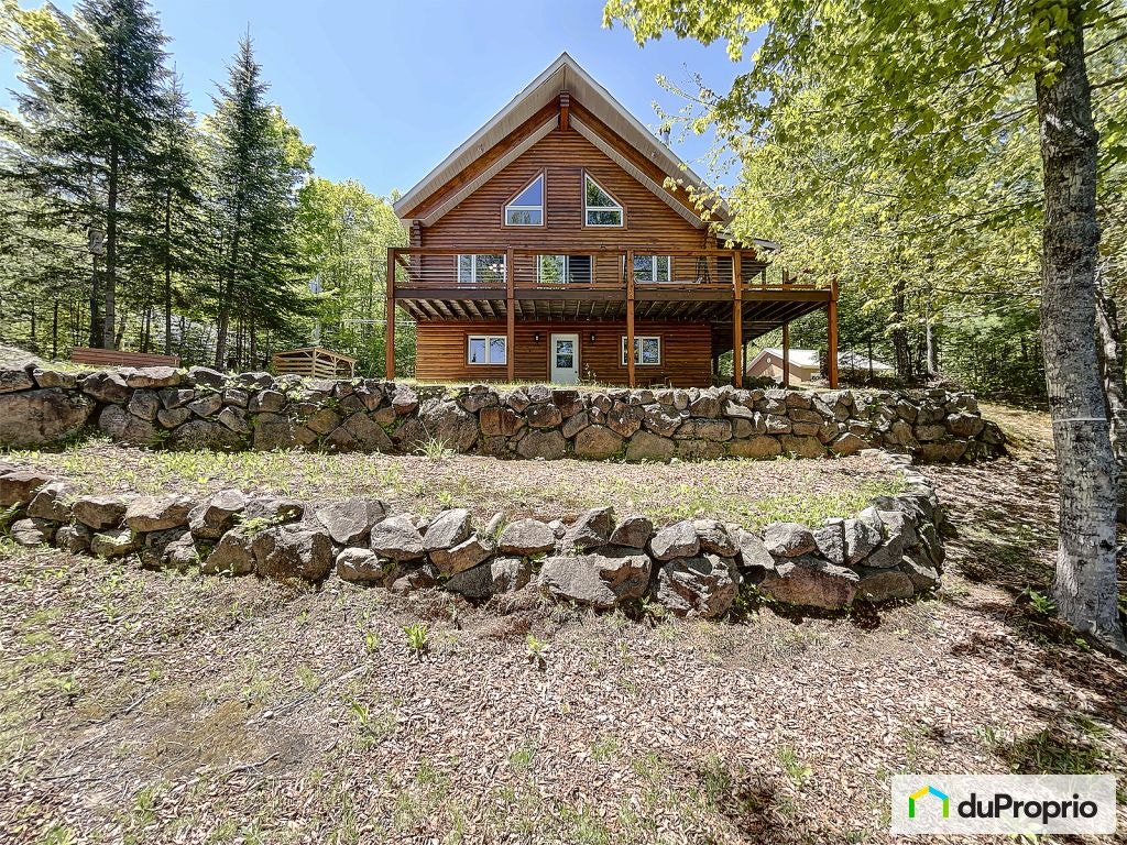 $975,000 - 1 1/2 Storey for sale in Trois-Rives — photo 1