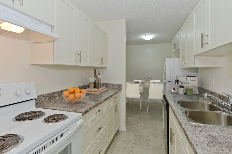 Beddington Court - 2 Bedroom Apartment for Rent 5