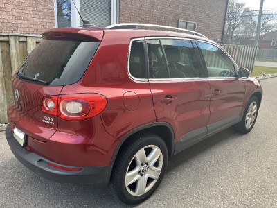 Great Deal!  VW Tiguan 2011 SUV For SALE @ 156,699KM