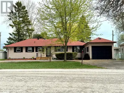 One of a Kind Lakefront Property. Lakeview from every angel of the house. Shore line protected with...