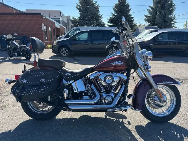 2014 Harley-Davidson Heritage Softail Classic ~ HERITAGE SOFTAIL in Street, Cruisers & Choppers in City of Toronto - Image 2