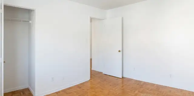 4 ½ à Louer – Vue sur le Fleuve Saint-Laurent in Long Term Rentals in City of Montréal - Image 9