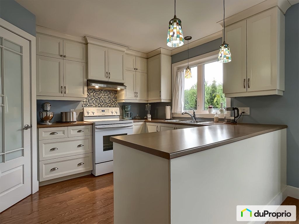$374,500 - Townhouse for sale in St-Lambert-De-Lauzon — photo 3