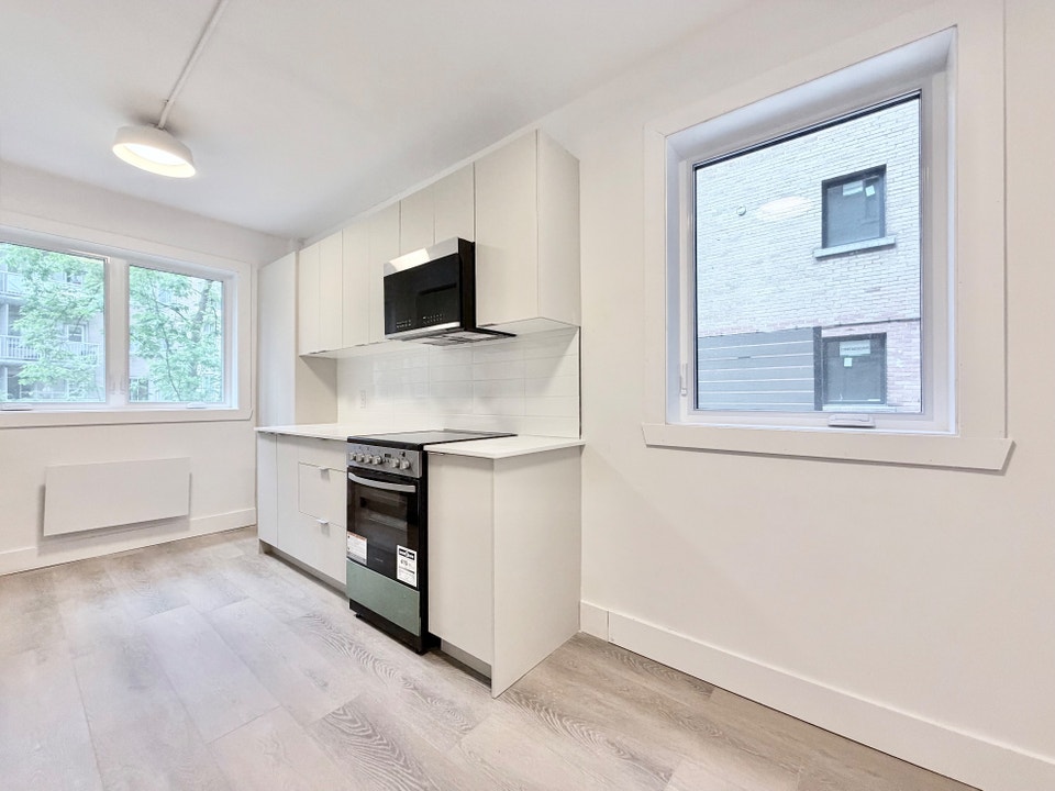 2 bedrooms - 4 and half - Outremont - All appliances incl. 2