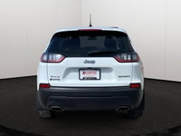 This Jeep Cherokee has a strong Regular Unleaded V-6 3.2 L/198 engine powering this Automatic transm... (image 4)