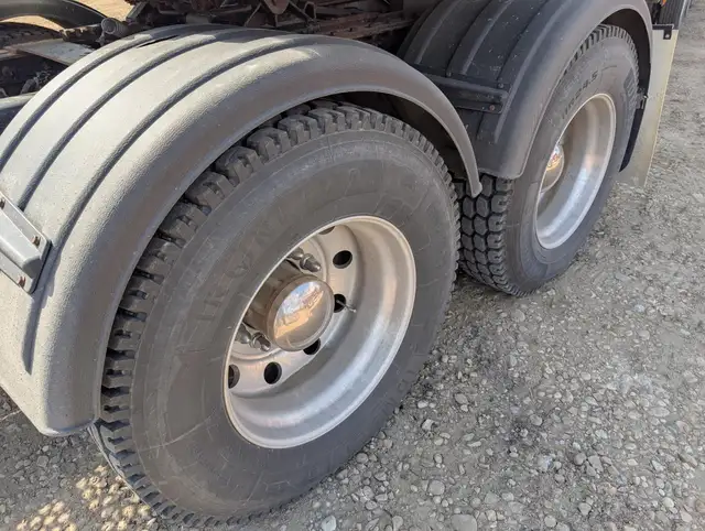 2020 KENWORTH T800 in Heavy Trucks in Kamloops - Image 21