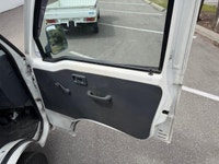 All vehicles come with a full vehicle History Report, ask to see it! 2009 daihatsu hiket 4x4 with a/... (image 9)