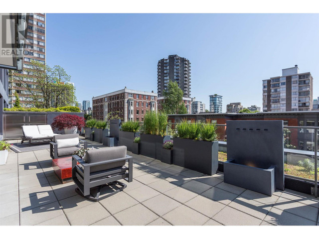 403 1171 JERVIS STREET Vancouver, British Columbia in Condos for Sale in Vancouver - Image 3