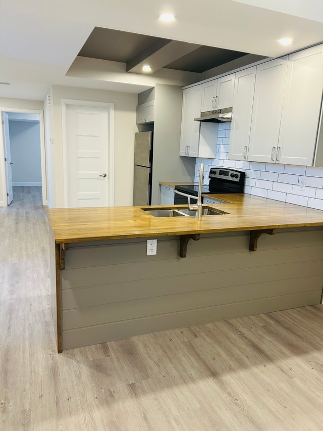 Charming 2bedroom Lower Level / Wendover Long Term Rentals Ottawa Kijiji