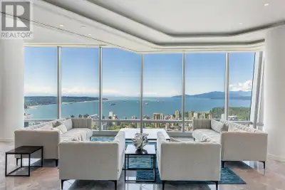 PH1 1151 W GEORGIA STREET Vancouver, British Columbia