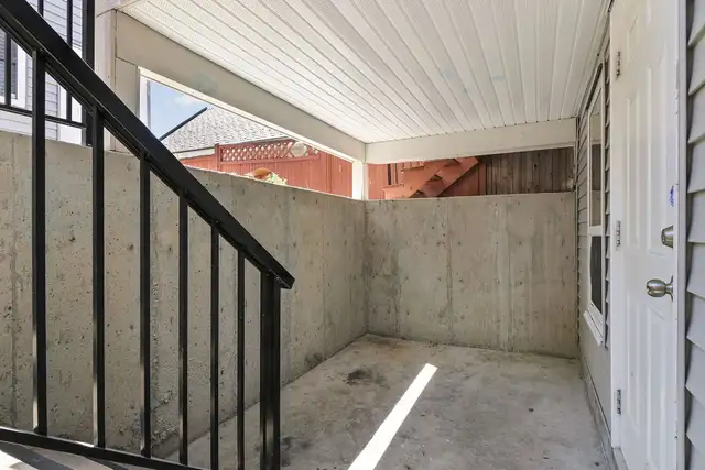 Bright & Spacious 2 Bedroom Basement Suite in Panorama Ridge in Long Term Rentals in Delta/Surrey/Langley - Image 16