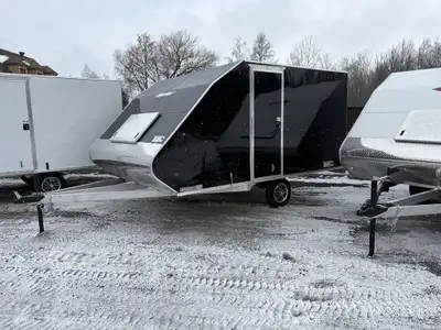 Remorque à motoneige double neuve 2026, 100% aluminium, produit 100% canadien, structure légèrte et...