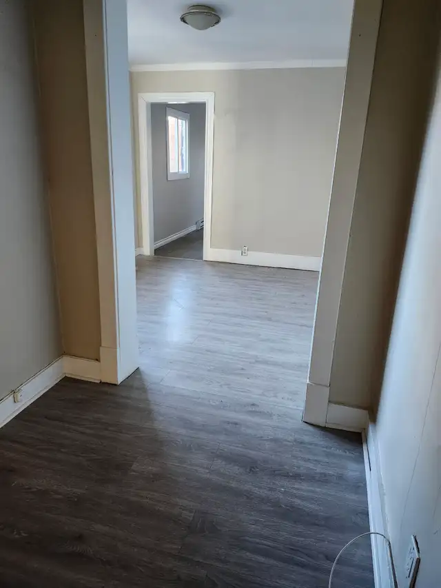 131 Duke St #4 - 3BR Uptown, Top Floor, New Renovation in Long Term Rentals in Saint John - Image 3