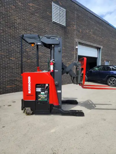 Keywords: Raymond forklift, reach forklift, 4,500 lbs capacity, 3-stage mast, forklift with side shi...