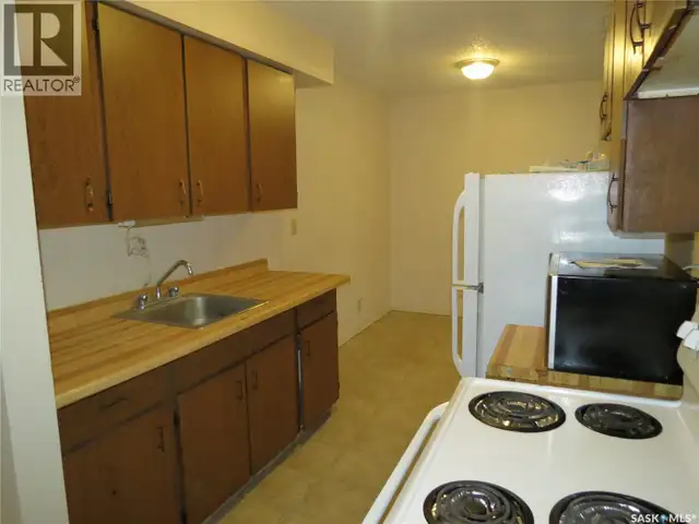 3926 Castle ROAD Regina, Saskatchewan in Condos for Sale in Regina - Image 7